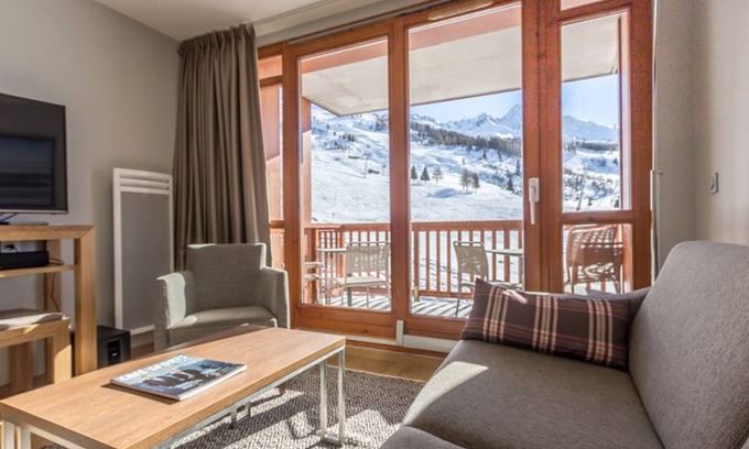 Arc-1800 Apartment | Cozy 3-bedroom apartment with pool, spa, and parking - Arcs 1800
