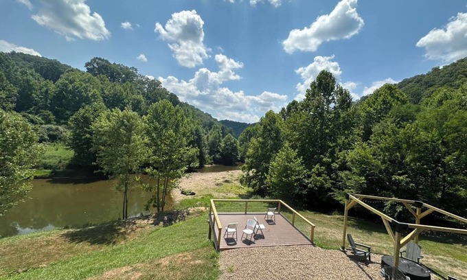 Grantsville Apartment | Cozy 3-bedroom cabin in welcoming Grantsville with AC, WiFi
