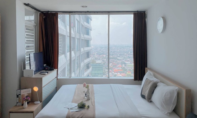 Pekayon Jaya Apartment | Cozy and Best Deal Studio at Grand Kamala Lagoon Apartment
