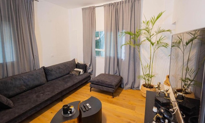 Old North Apartment | Cozy Aparment 2Bedrooms Near Center of Tel-Aviv