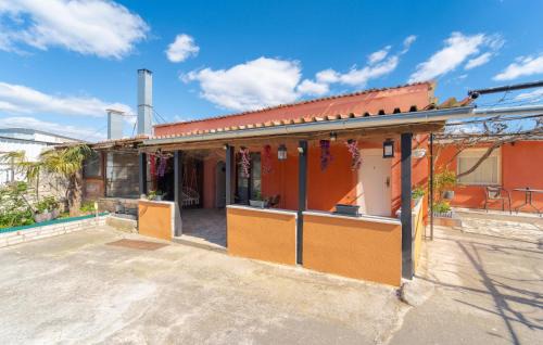 Donji Karin Apartment | Cozy Apartment In Benkovac With Wifi