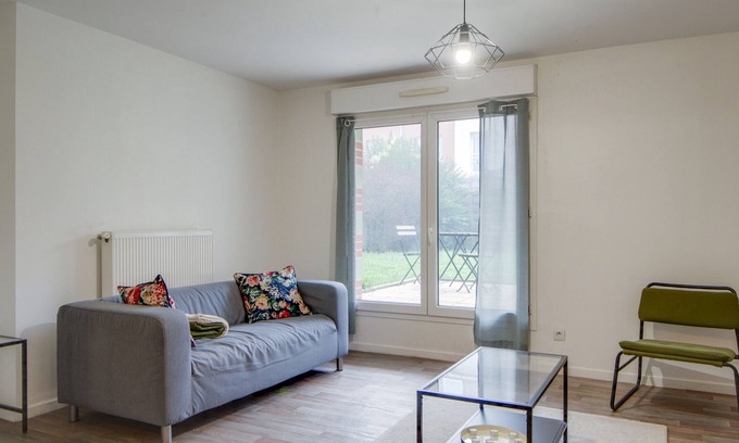 La Madeleine Apartment | Cozy apartment with parking space and garden - Welkeys