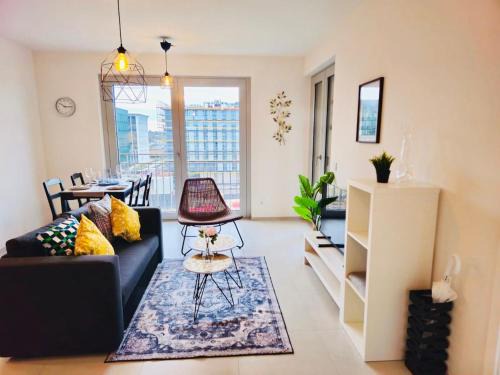 Gasperich Apartment | Cozy Apartment with Parking and Outdoor Space