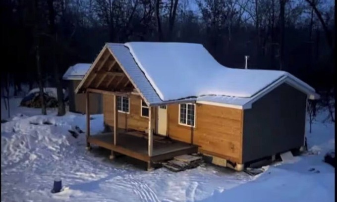 Pine City Cabin | Cozy Cabin next to crossing of Snake and ST.Croix rivers in Pine City, Minnesota