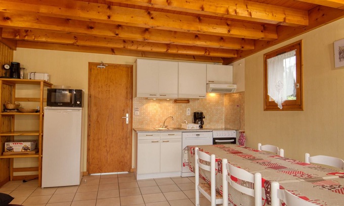 Morillon Ski Chalet | Cozy chalet in Morillon, 2 bathrooms, parking, Wifi, near the lake