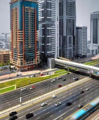 Trade Center Apartment | Cozy Dubai Marina Suite