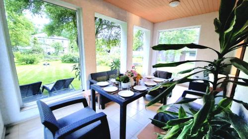 Ventspils Apartment | Cozy Garden Villa