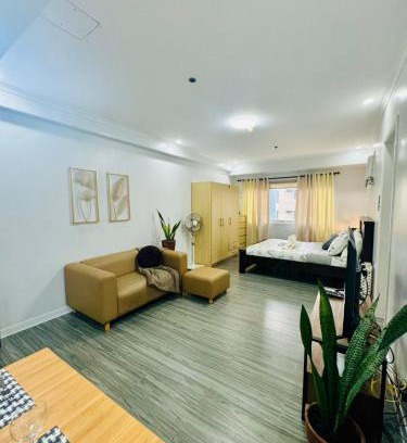 Bonifacio Global City Apartment | Cozy Haven