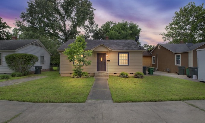 Capital View House | Cozy Home away from Home in Little Rock by RedAwning