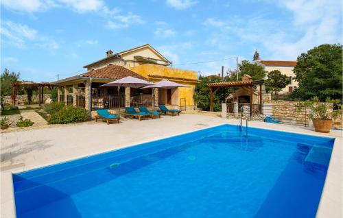 Kras House | Cozy Home In Kras With Wifi