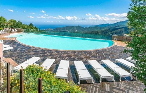 Canova House | Cozy Home In Magliolo With Sauna