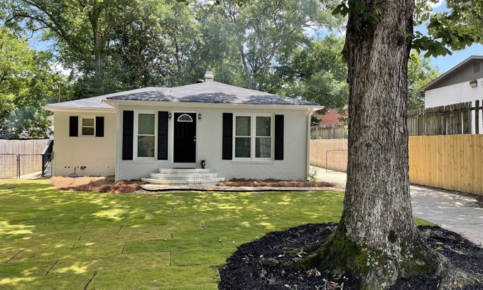 Columbus House | Cozy house close to everything you need for a comfortable stay.