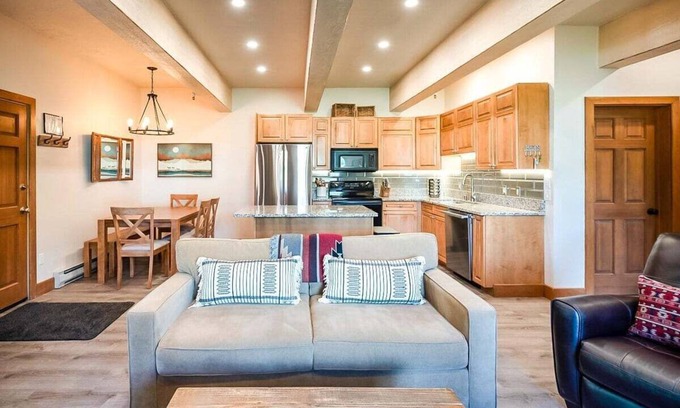 Ketchum Condo | Cozy Ketchum Condo - Walk to Everything!