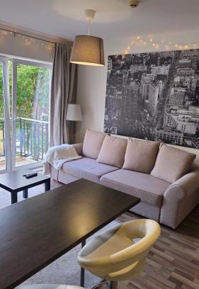 Kesklinn Apartment | Cozy Little Penthouse Free Parking