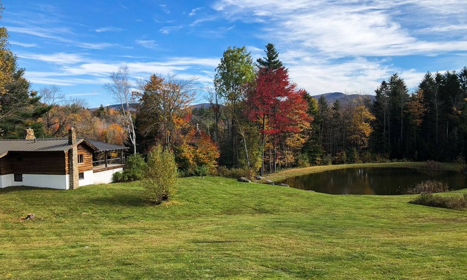Weston Cabin | Cozy log cabin w/wood-burning fireplace, balcony, close to recreation, pond