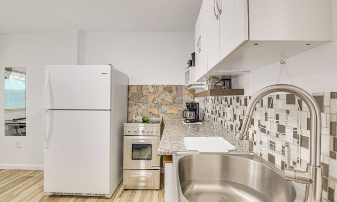 West Little Havana Cottage | Cozy Miami Cottage: 5 Mi to Dtwn!