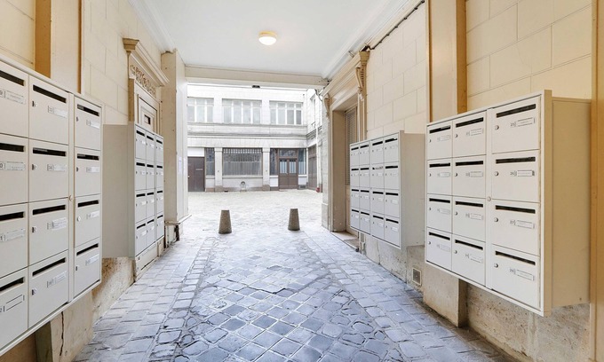 Quartier de la Porte-Saint-Denis Apartment | Cozy Studio - 2P - Gare de L'est