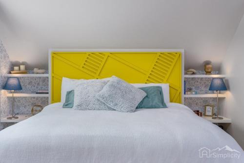 Clayton House | Cozy Studio By Schafer Park W Patio