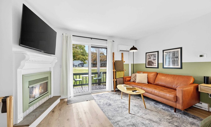 Ellicottville Condo | Cozy Studio, Walk or Bike to Holiday Valley or Town, A/C