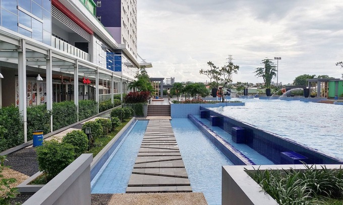 Rawasari Apartment | Cozy Studio with Direct Access to Mall at Green Pramuka Apartment