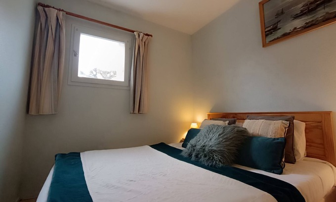 Saint-Brevin-l'Ocean Apartment | Cozy T2 Apartment Near Beach, Shops & Activities in Saint-Brevin-l'Océan