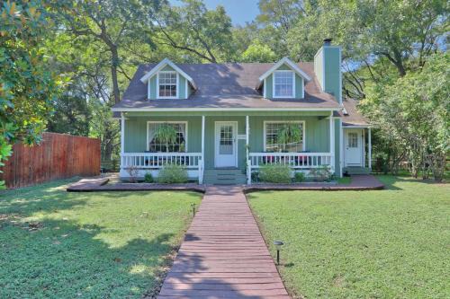 Wimberley House | Creekside Cabins - Cypress Creek House