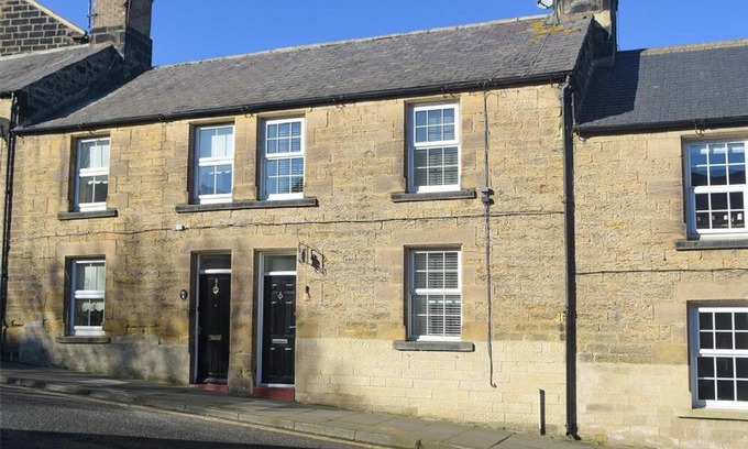 South Charlton House | Crier Cottage
