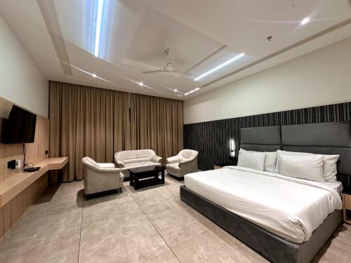 Bhilwara Hotel | Crown Park Luxury Hotel