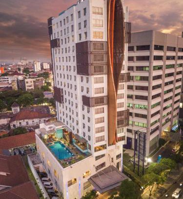 Surabaya Hotel | CROWN PRINCE Hotel Surabaya Managed by Midtown Indonesia