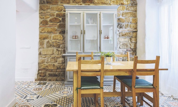 Coin Ski Chalet | Cubo's Casa La Luz de Coin/urban/terrace/free wifi