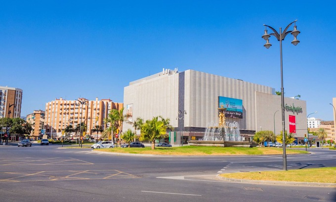 Cruz de Humilladero Apartment | Cubo's Cruz Humilladero Apartment/city center/free wifi