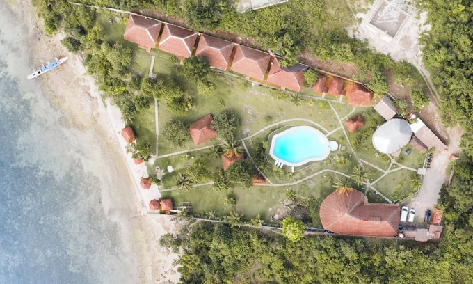 Alegria Resort | Cuestas Beach Resort & Restaurant