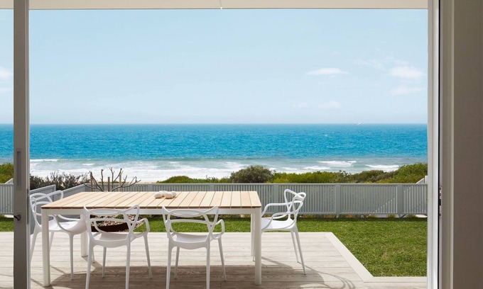 Culburra Beach House | Culburra Haven by Contemporary Hotels
