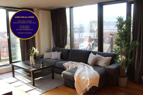 Cathedral Quarter Apartment | Custom House Square Penthouse