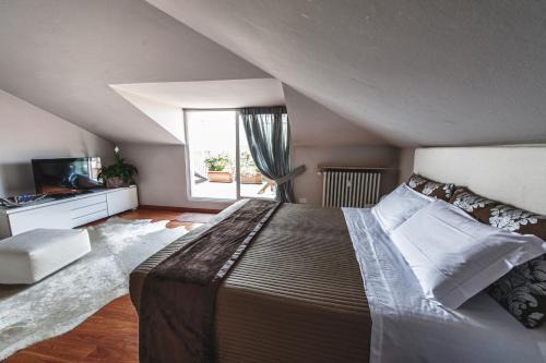 Stazione Apartment | Cute & Cozy Terrace