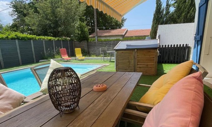 Andernos-les-Bains Apartment | Détente Piscine au Bassin d'Arcachon