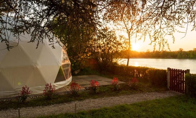 Saint-Dye-sur-Loire Apartment | Dôme de Loire