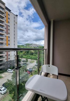 Clark Freeport Apartment | D Heights Studio with Balcony