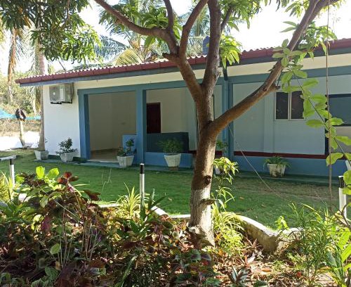 Trincomalee Hotel | DA GREA NATURAL BEACH HOTEL
