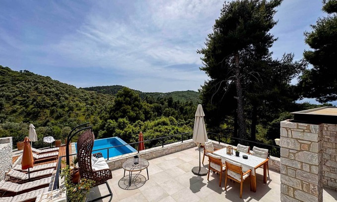 Skiathos House | Damari Whispering Pines Villa Skiathos, stylish 3bedroom villa with private pool