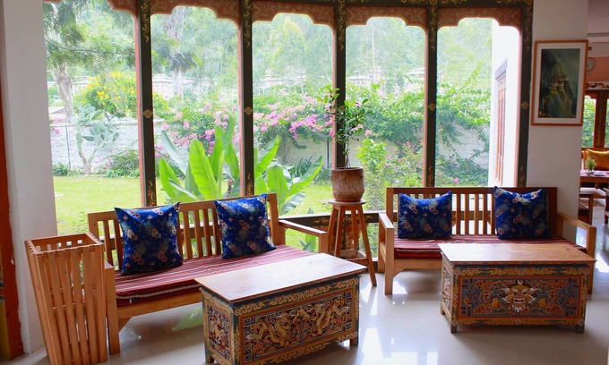 Khuruthang Hotel | Damchen Resort