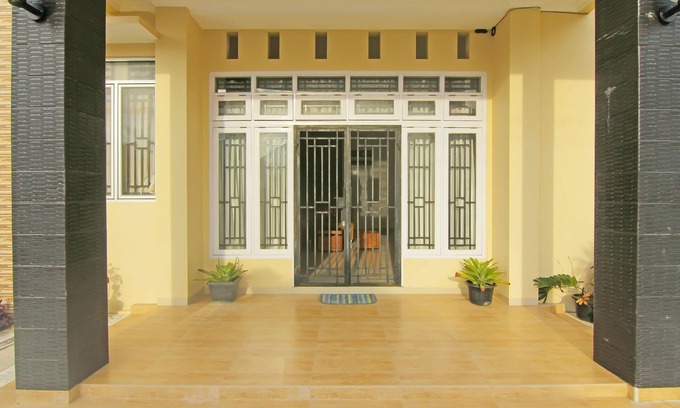 Padang Hotel | Danceneter Padang formerly Utama Residence