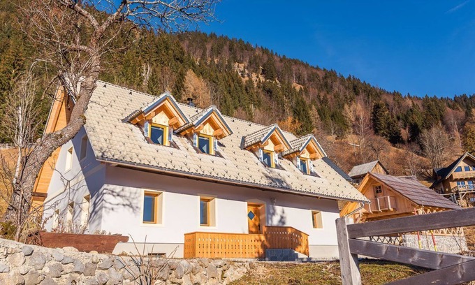 Podjelje House | Dandelion House, Pokljuka, Lake Bohinj for up to 10 guests