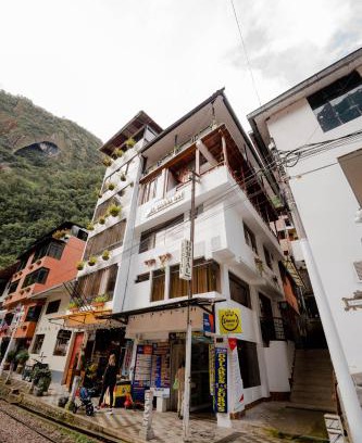 Aguas Calientes House | DANNA INN