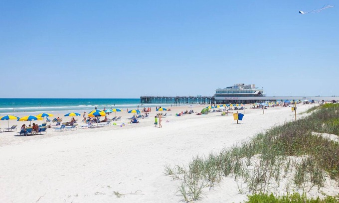Ortona Park Condo | Daytona Beach Resort 1207