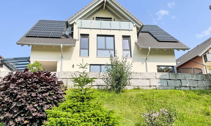 Biederbach Apartment | Lovely apartment for 4 people with WIFI, TV and balcony