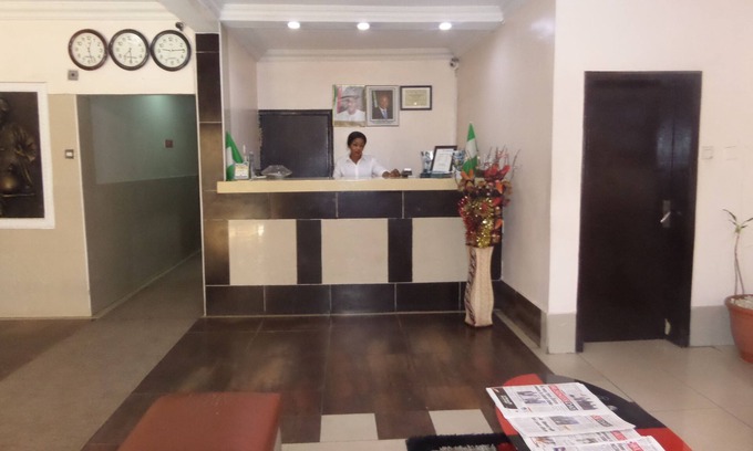 Lagos Hotel | De Ritz Hotel