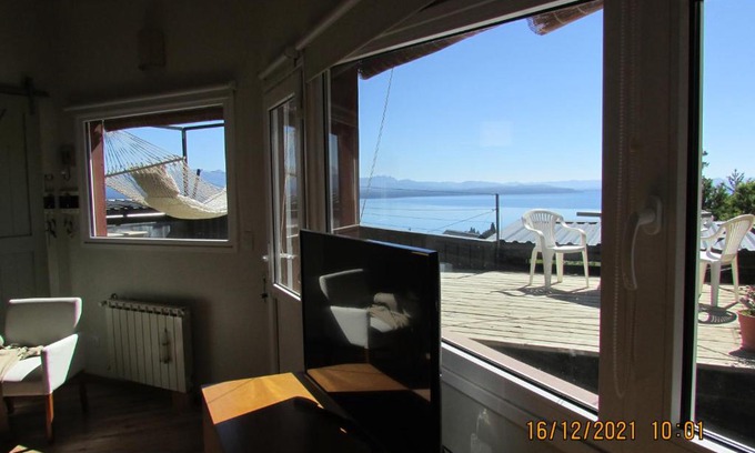 San Carlos de Bariloche Ski Chalet | DECKS AL LAGO