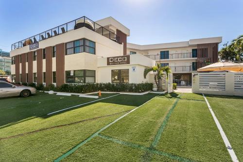 Central Beach Hotel | Deco Boutique Hotel