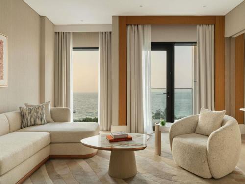 Dubai Resort | Delano Dubai at Bluewaters